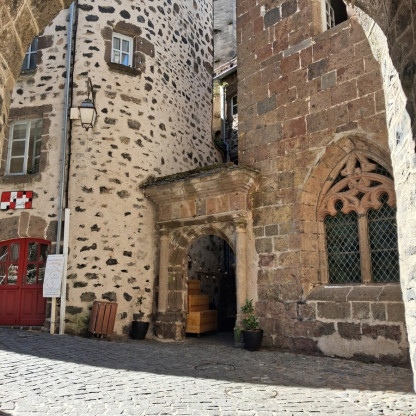 BALADE DANS LE CANTAL
