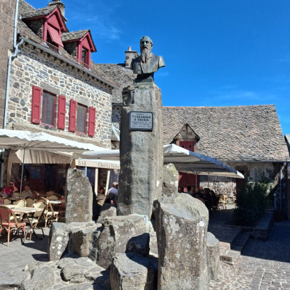 BALADE DANS LE CANTAL